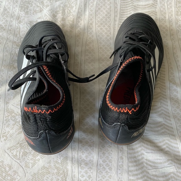 adidas Predator 18.3 FG kids soccer shoes size 4 - Picture 4 of 8